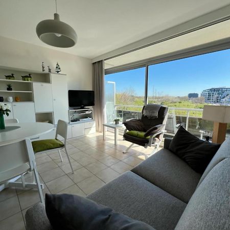 Appartement Residentie Astrid Met Private Parking ブレーデネ エクステリア 写真
