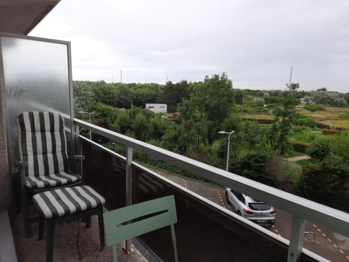 Appartement Residentie Astrid Met Private Parking ブレーデネ エクステリア 写真