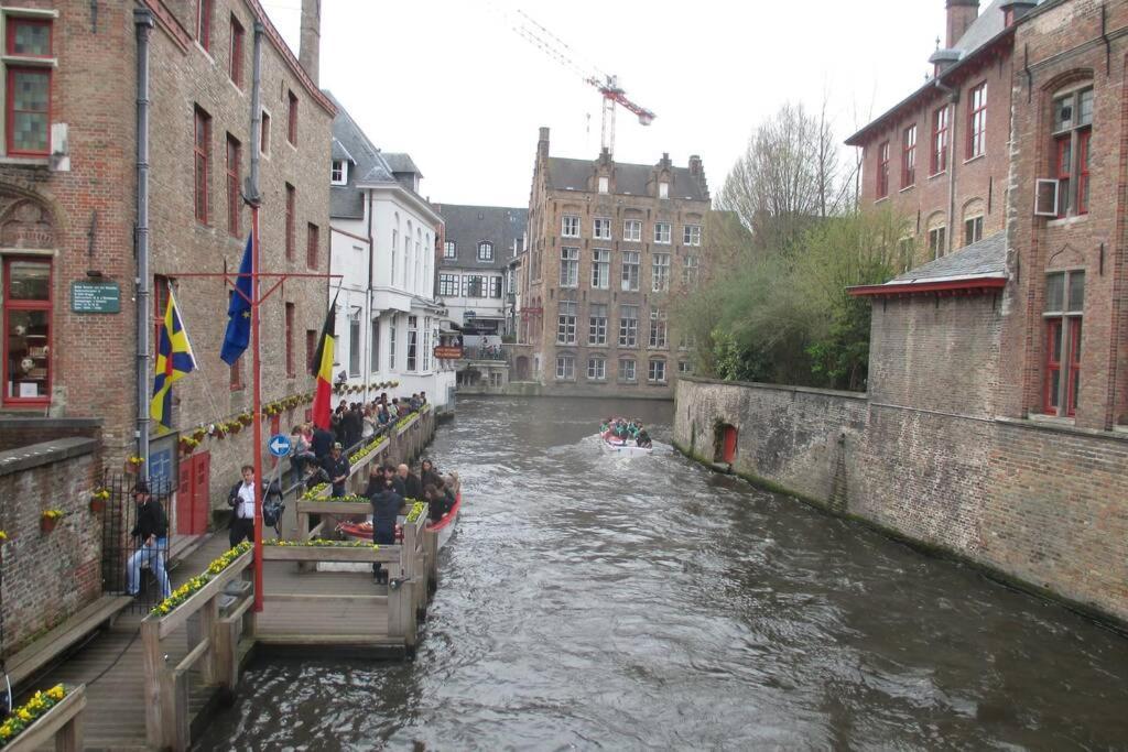 Appartement Residentie Astrid Met Private Parking ブレーデネ エクステリア 写真