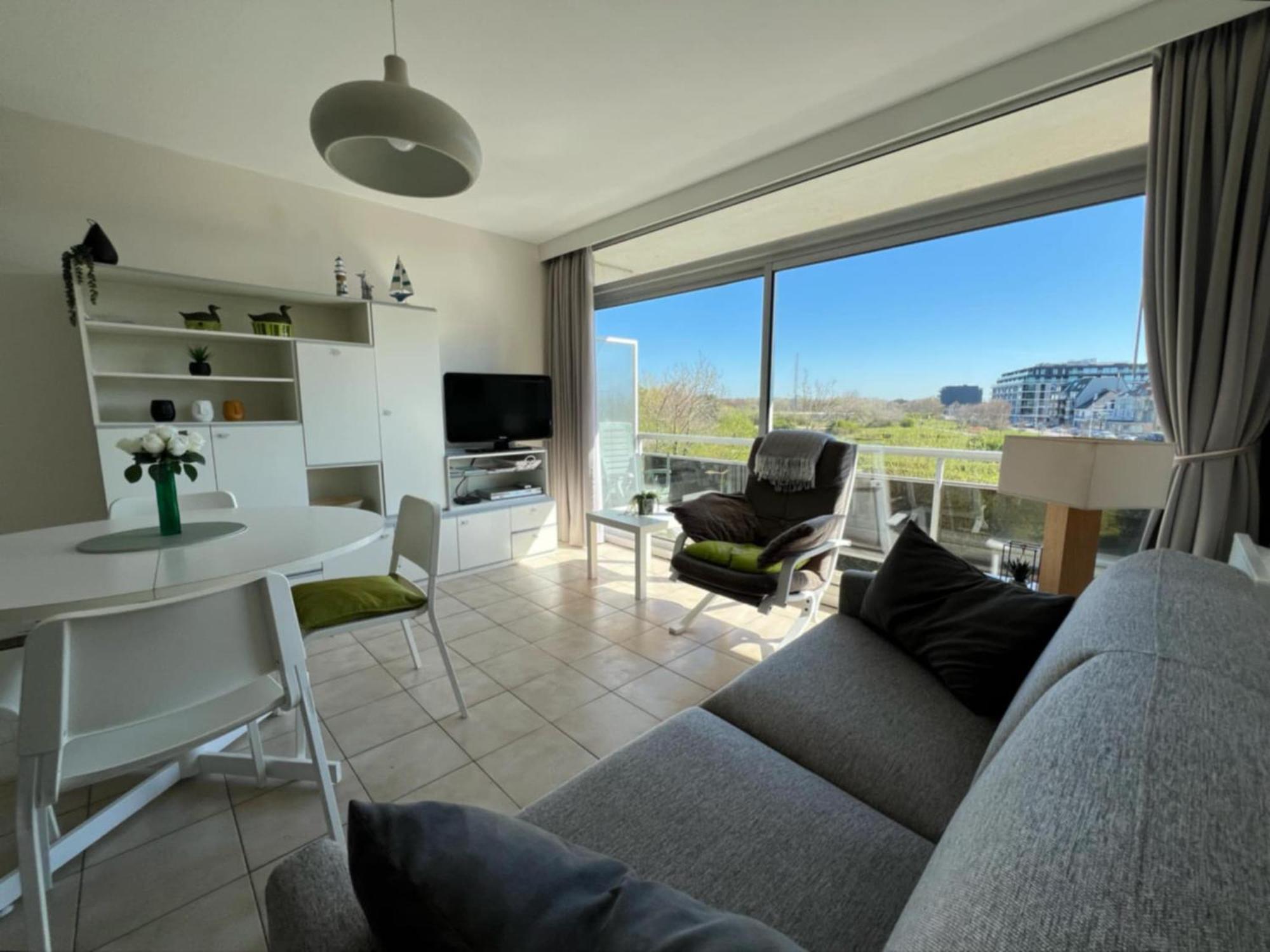 Appartement Residentie Astrid Met Private Parking ブレーデネ エクステリア 写真